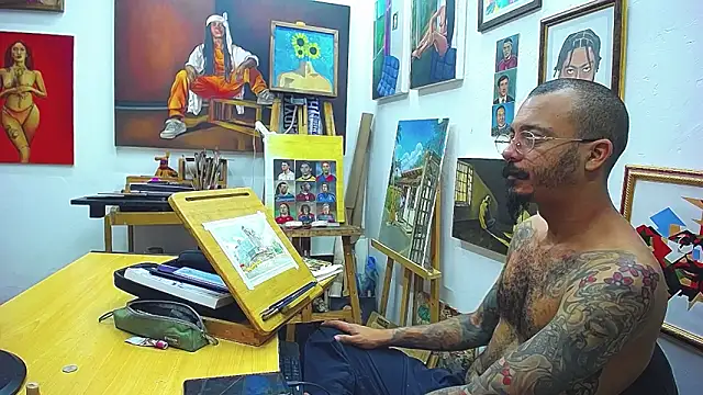 Snapshot of color_beat17 chatting on May 18, 2026, 12:33 pm color beat17 online show from May 18, 2026, 12:33 pm