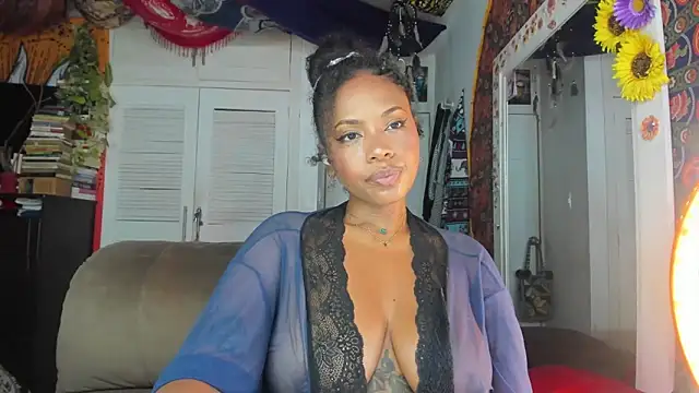 Snapshot of ElizaGrey_ chatting on January 12, 2025, 11:15 pm ElizaGrey  online show from January 12, 2025, 11:15 pm