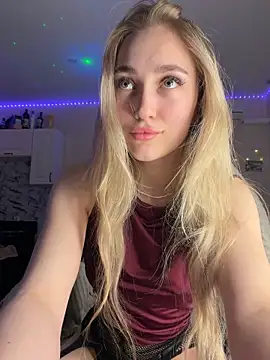 Good  Girl  online show from February 16, 2026, 3:52 pm