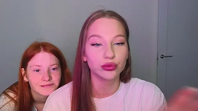 MiaKeler online show from February 7, 2025, 8:42 pm