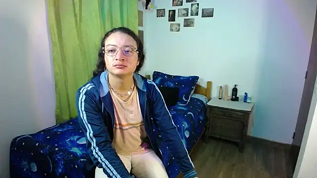 Snapshot of monkeywillwhite chatting on October 25, 2025, 3:03 am monkeywillwhite online show from October 25, 2025, 3:03 am