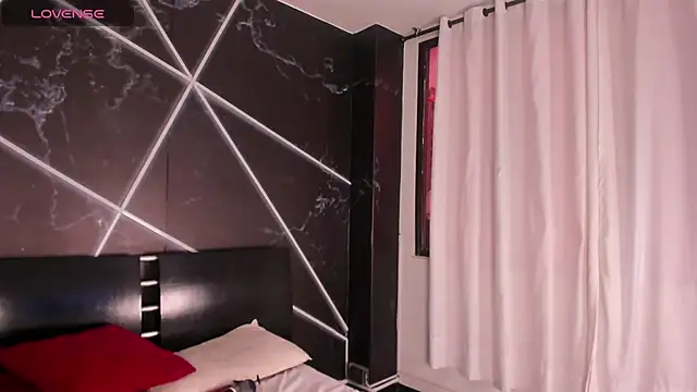  valeriiee  online show from February 6, 2025, 10:21 pm