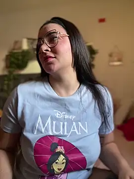 Lia flowers online show from January 27, 2025, 10:38 pm