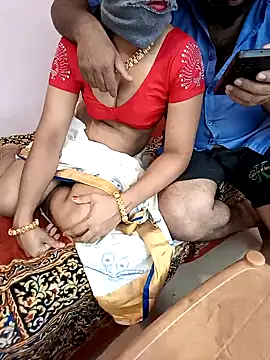 Snapshot of Mallu-Gayathri_Arun chatting on January 22, 2025, 7:03 am Mallu-Gayathri Arun online show from January 22, 2025, 7:03 am