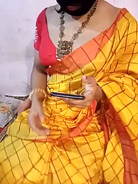 Snapshot of Mallu-Gayathri_Arun chatting on February 22, 2025, 2:19 pm Mallu-Gayathri Arun online show from February 22, 2025, 2:19 pm