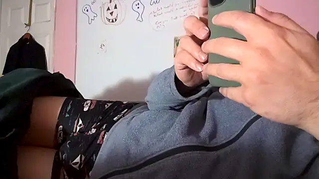 uncuthubs online show from October 30, 2025, 4:25 am