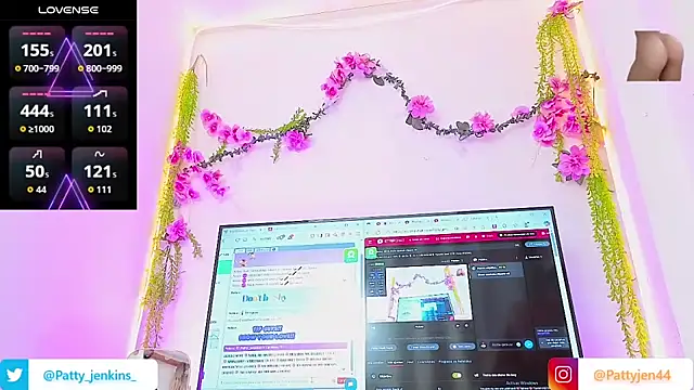 Patty jenkinss  online show from November 21, 2025, 12:32 am