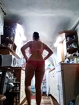 Snapshot of lindaledi2 chatting on February 12, 2025, 4:33 pm lindaledi2 online show from February 12, 2025, 4:33 pm