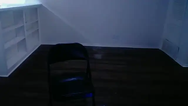 JulioMaximus online show from December 3, 2025, 9:46 pm