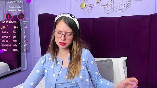 Snapshot of AmbeerWood_ chatting on March 12, 2025, 2:45 pm AmbeerWood online show from March 12, 2025, 2:45 pm