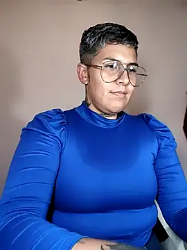 Yessi rousse online show from January 16, 2026, 1:31 am