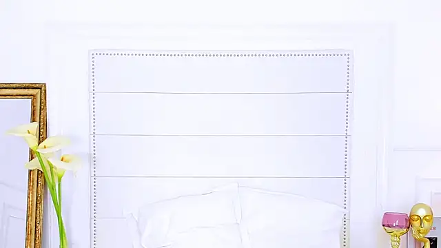 NaomiYuu online show from February 28, 2025, 2:31 am