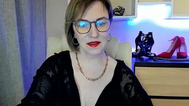 feliziaDesire online show from November 24, 2025, 4:23 am