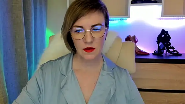 feliziaDesire online show from February 10, 2026, 7:07 pm