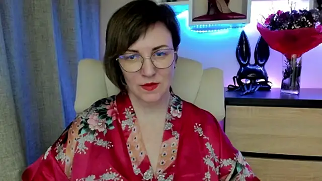 feliziaDesire online show from February 18, 2026, 4:36 pm