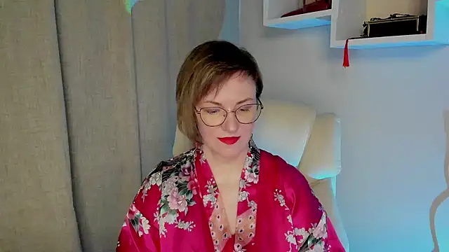 feliziaDesire online show from May 16, 2026, 6:32 am