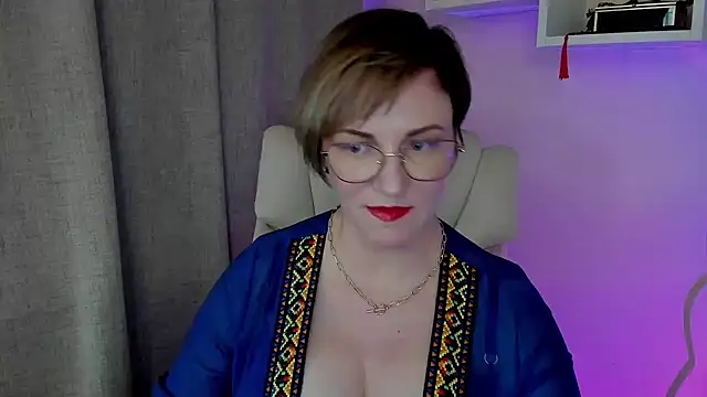 feliziaDesire online show from June 1, 2026, 11:23 am