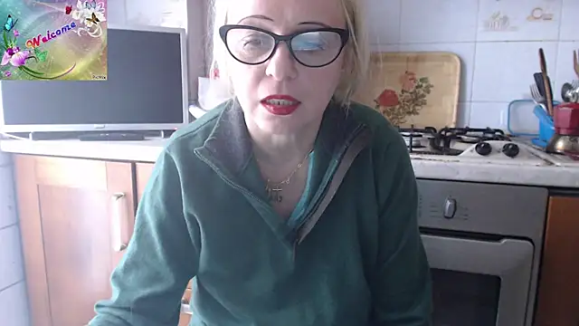 martachatte online show from September 28, 2025, 8:20 am