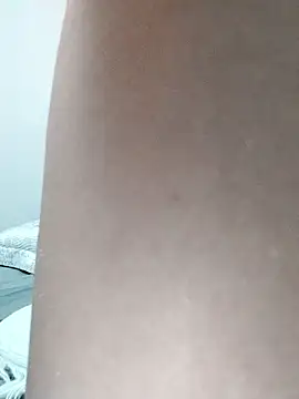 Yassmina11 online show from October 1, 2025, 2:23 pm