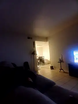 hungpenis210 online show from April 5, 2026, 8:44 am