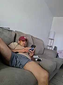 hungpenis210 online show from July 31, 2026, 3:33 pm