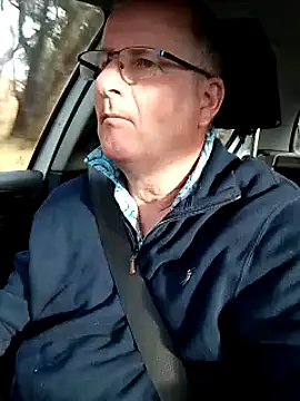 stiffandlubedxh online show from January 16, 2025, 8:14 pm