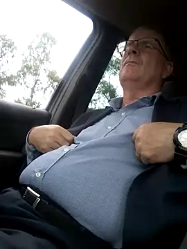 stiffandlubedxh online show from February 3, 2025, 2:25 am