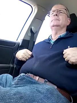 stiffandlubedxh online show from February 21, 2025, 2:28 am