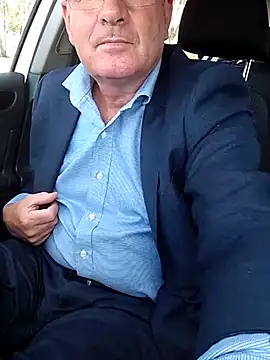 stiffandlubedxh online show from March 3, 2025, 2:15 am