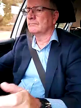 stiffandlubedxh online show from March 10, 2025, 8:12 pm