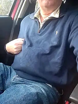 stiffandlubedxh online show from October 9, 2025, 9:02 pm