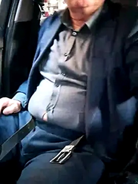 stiffandlubedxh online show from October 30, 2025, 7:32 am