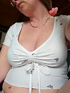 Pitufina love online show from March 13, 2025, 12:46 pm