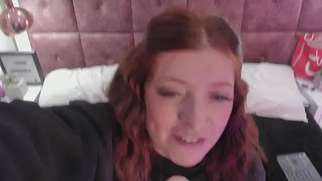 Snapshot of JulietaAlves chatting on January 15, 2025, 10:49 am JulietaAlves online show from January 15, 2025, 10:49 am