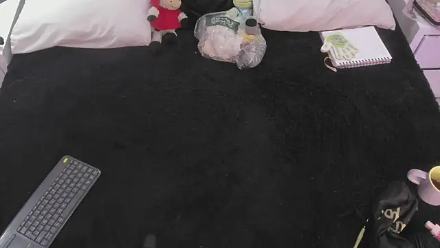 Snapshot of JulietaAlves chatting on January 25, 2025, 5:08 pm JulietaAlves online show from January 25, 2025, 5:08 pm