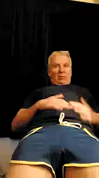 Snapshot of deromeo7 chatting on February 4, 2025, 9:28 am deromeo7 online show from February 4, 2025, 9:28 am