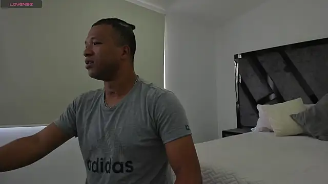 AnnieAndStefan online show from January 12, 2025, 7:42 pm