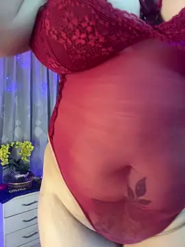 lonely shewolf online show from September 19, 2025, 9:48 pm