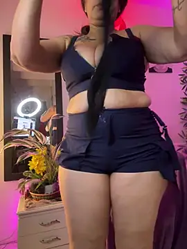 lonely shewolf online show from February 9, 2026, 4:22 pm