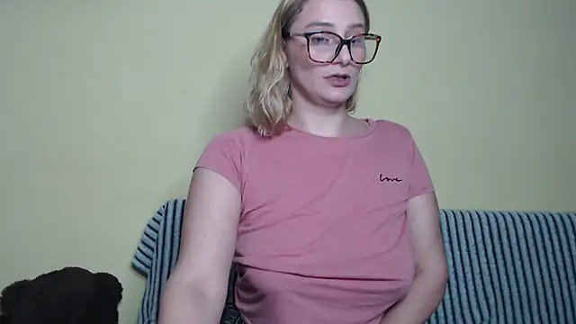 alicesweet21 online show from February 8, 2025, 10:19 pm