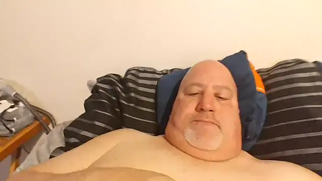 Bigbear0563 online show from January 26, 2025, 6:06 pm