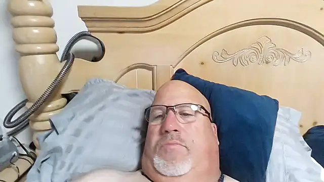 Bigbear0563 online show from July 1, 2026, 2:51 pm