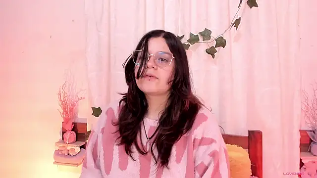 Snapshot of Mey_moon chatting on February 11, 2025, 7:16 pm Mey moon online show from February 11, 2025, 7:16 pm