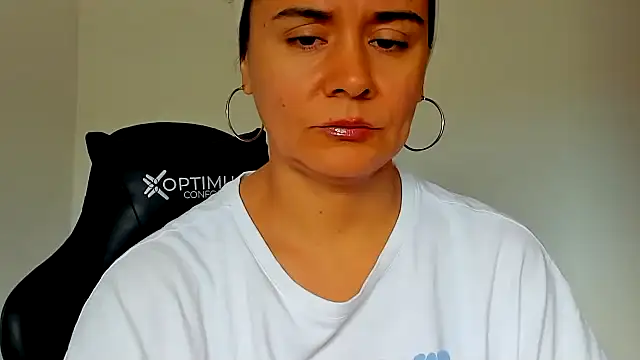 Sami Hotie1 online show from February 23, 2026, 9:01 pm