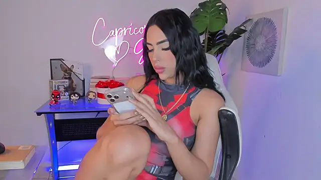 Korina Saenz01 online show from January 11, 2026, 10:04 pm