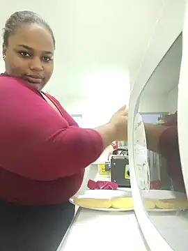 Snapshot of KiaraBrownn chatting on February 25, 2025, 11:30 am KiaraBrownn online show from February 25, 2025, 11:30 am