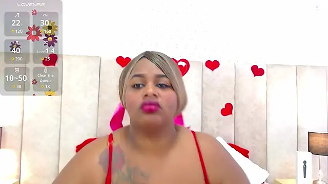 Snapshot of KiaraBrownn chatting on March 5, 2025, 2:34 pm KiaraBrownn online show from March 5, 2025, 2:34 pm