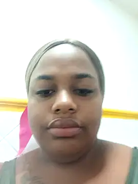 Snapshot of KiaraBrownn chatting on March 6, 2025, 11:36 am KiaraBrownn online show from March 6, 2025, 11:36 am