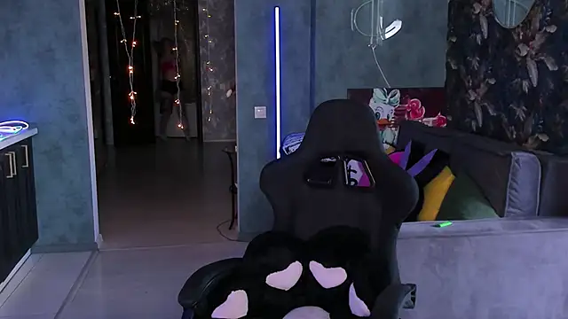 Blckmirrorr online show from April 26, 2026, 10:57 am