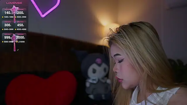 laybunny1 online show from January 7, 2026, 6:43 pm